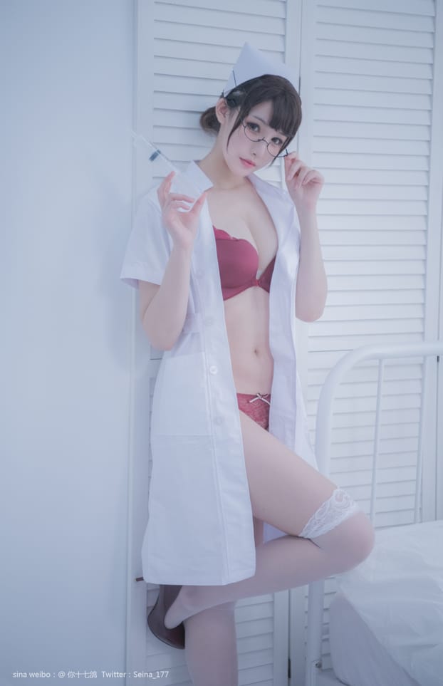 你十七鸽 – NO.03 白色护士[110P1V-535MB]预览图 2